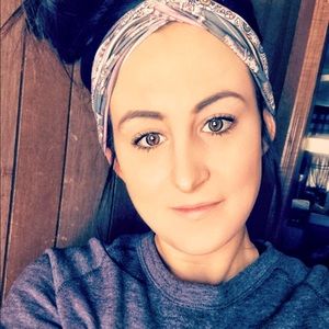 Meet your Posher, Chelsy